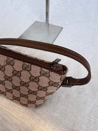 Gucci Boat Pochette - GG Canvas Marrón