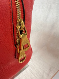 Bolso Mini Boston Loewe Heritage en Piel Roja con Logo Grabado
