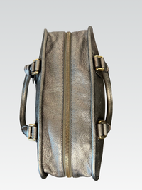 Loewe Amazona 28 en Piel Granulada Metalizada – Gris Peltre / Plata Oscuro