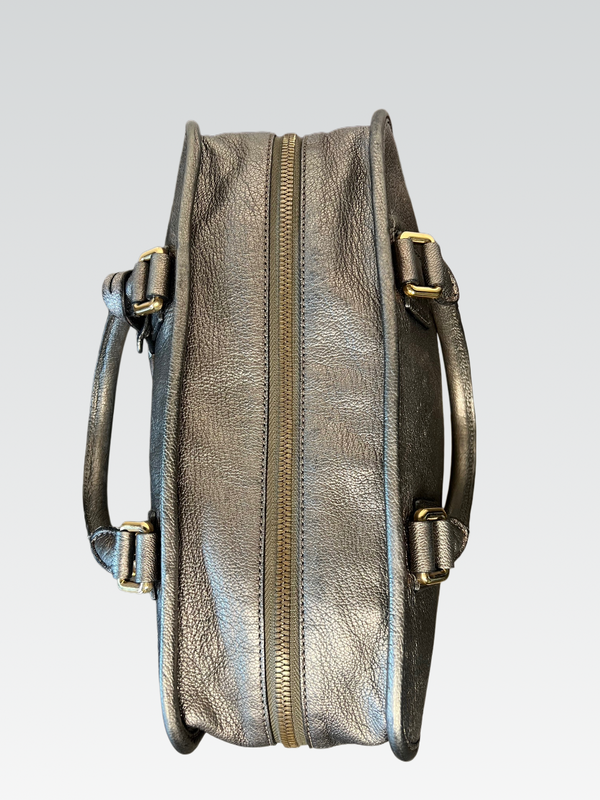 Loewe Amazona 28 en Piel Granulada Metalizada – Gris Peltre / Plata Oscuro