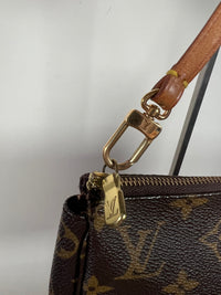 Louis Vuitton Pochette Accesoires - modelo original