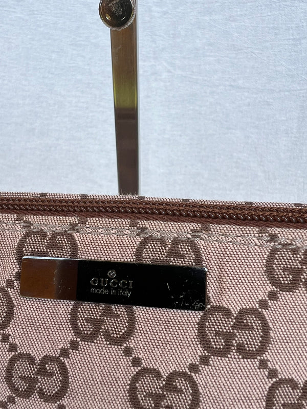 Gucci Boat Pochette - GG Canvas Marrón