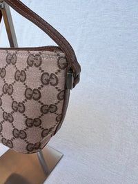 Gucci Boat Pochette - GG Canvas Marrón