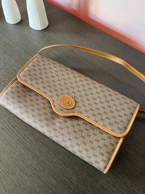 Gucci GG Monogram Clutch Vintage