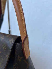 Louis Vuitton Looping PM