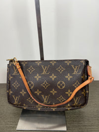 Louis Vuitton Pochette Accesoires - modelo original