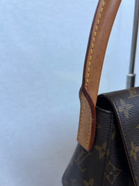 Louis Vuitton Looping PM