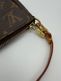 Louis Vuitton pochette accesoires