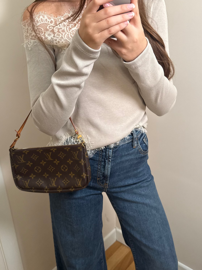 Louis Vuitton Pochette Accesoires Monogram