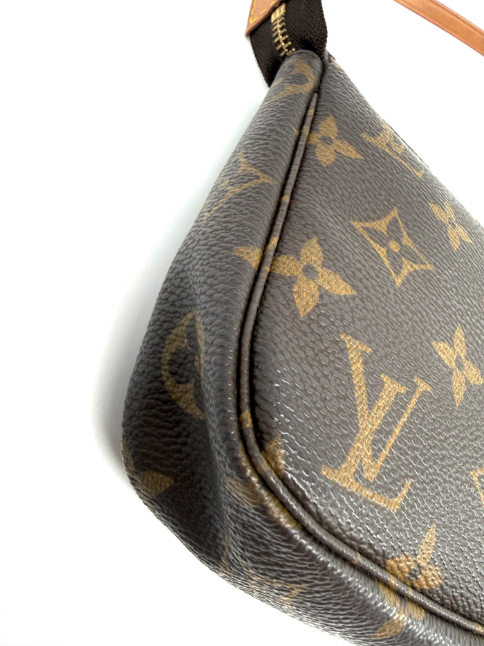 Louis Vuitton pochette accesoires Monogram